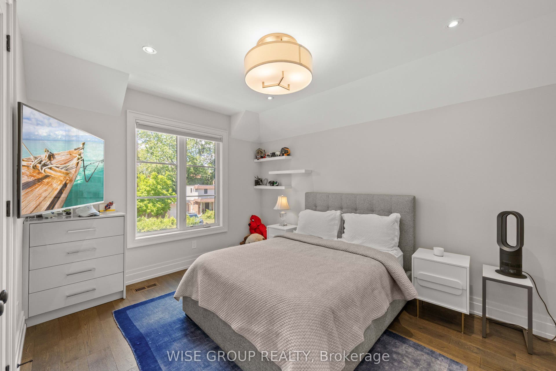 50 Sheldrake Boulevard, Toronto C10, Toronto C, Toronto ON M4P 2B3