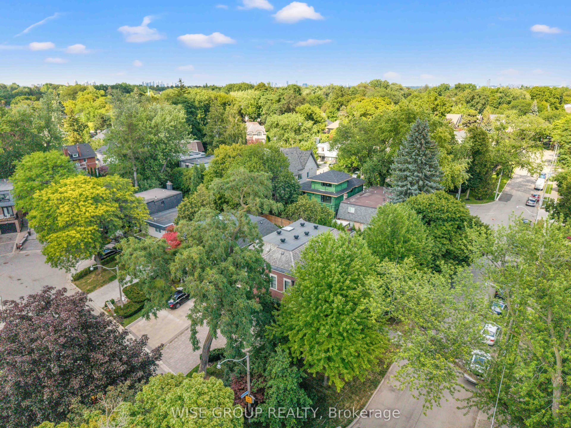 50 Sheldrake Boulevard, Toronto C10, Toronto C, Toronto ON M4P 2B3