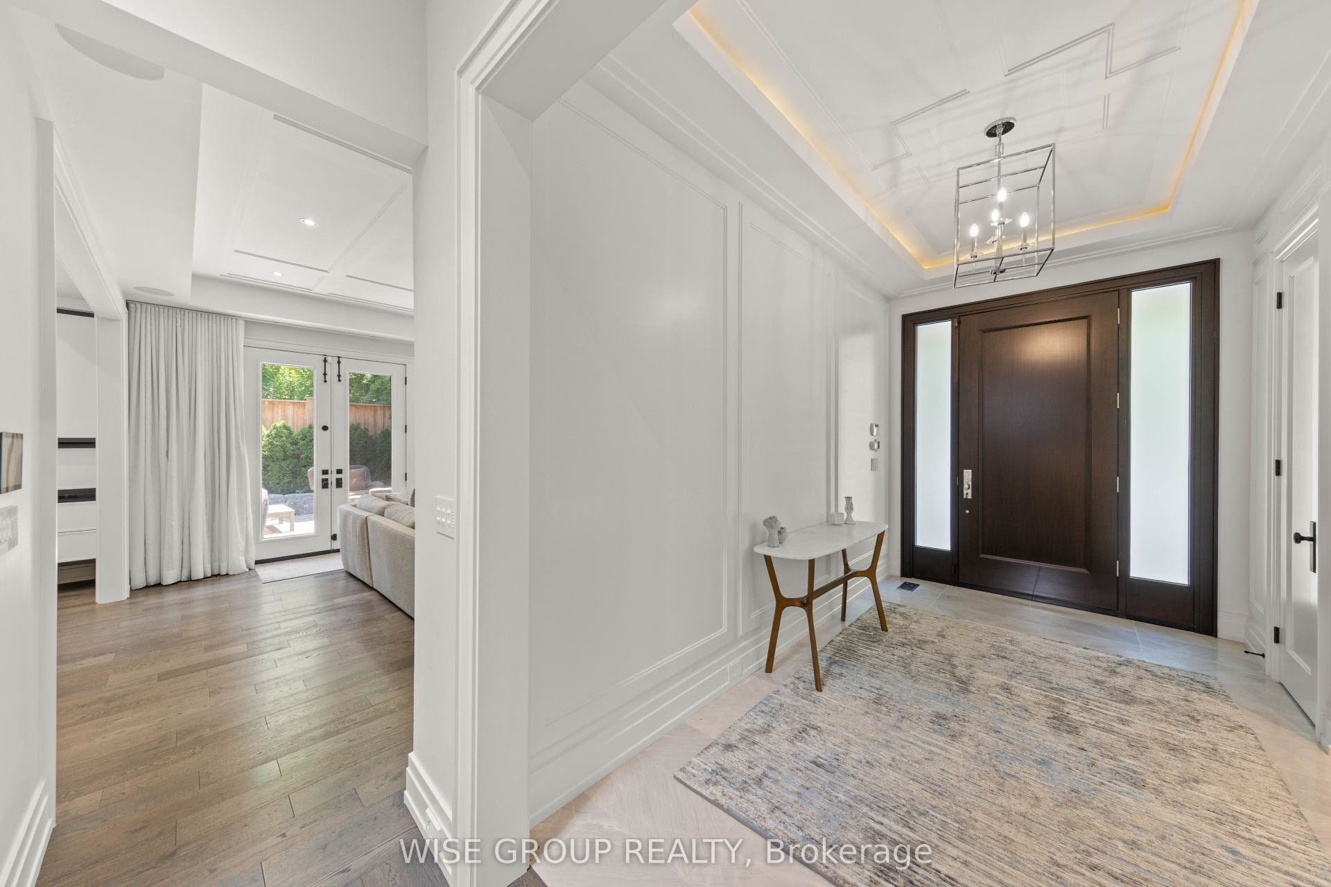 50 Sheldrake Boulevard, Toronto C10, Toronto C, Toronto ON M4P 2B3