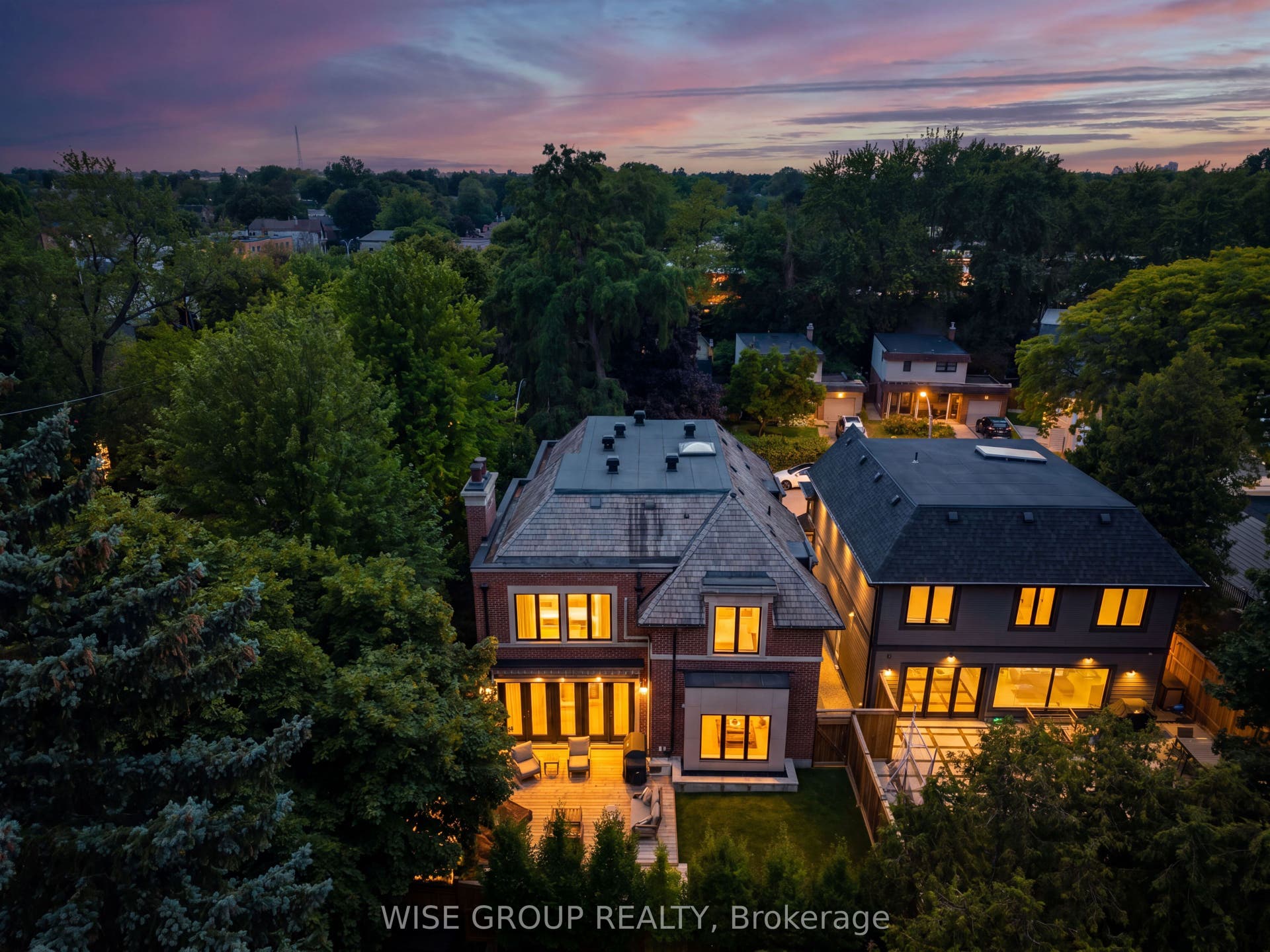 50 Sheldrake Boulevard, Toronto C10, Toronto C, Toronto ON M4P 2B3