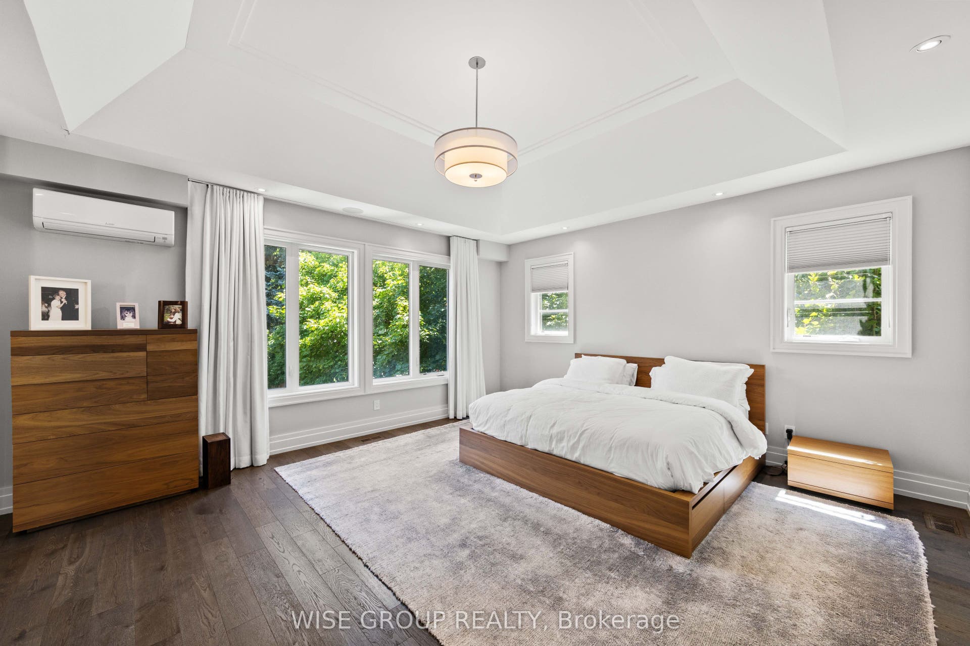 50 Sheldrake Boulevard, Toronto C10, Toronto C, Toronto ON M4P 2B3