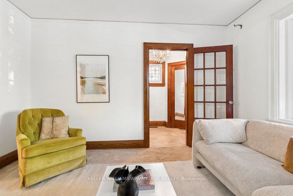 55 Snowdon Avenue, Toronto C, Toronto ON M4N 2A7