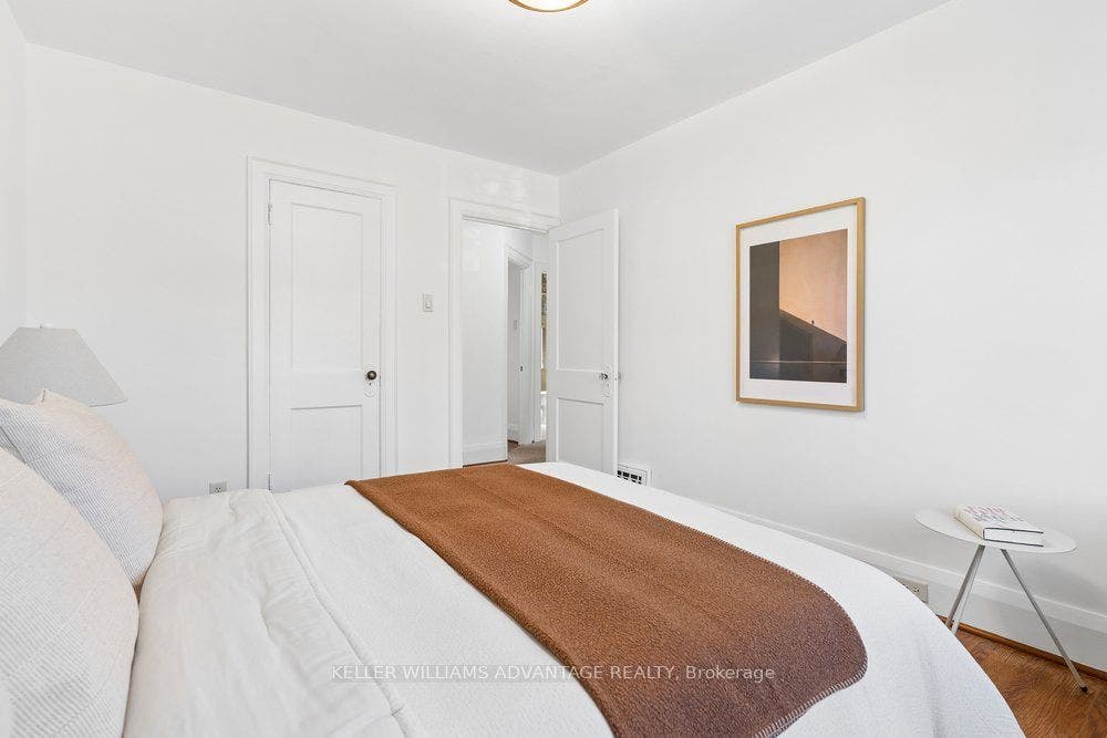 55 Snowdon Avenue, Toronto C, Toronto ON M4N 2A7