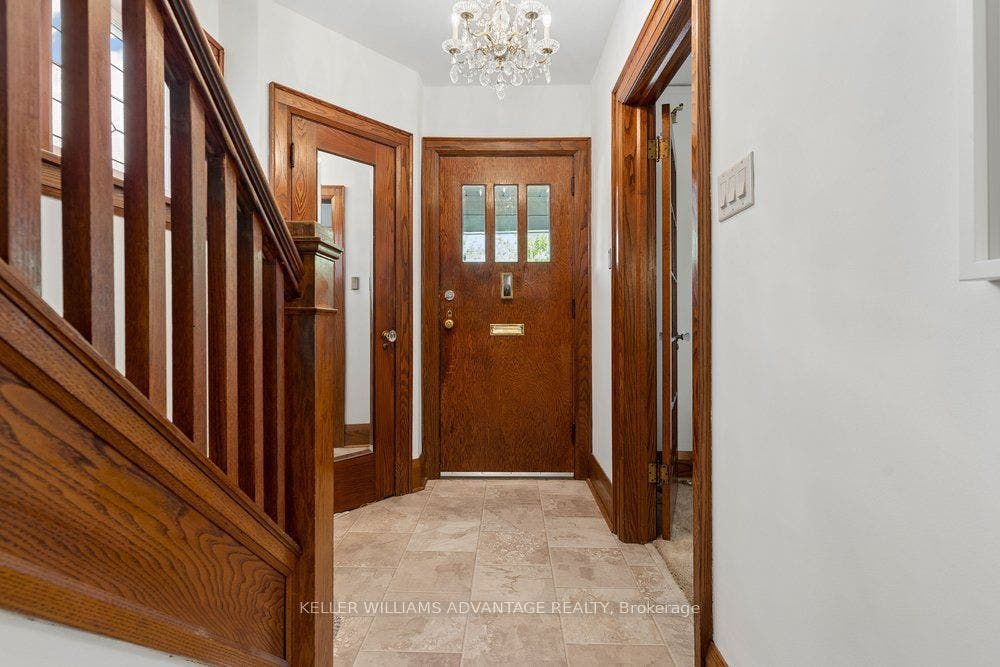 55 Snowdon Avenue, Toronto C, Toronto ON M4N 2A7