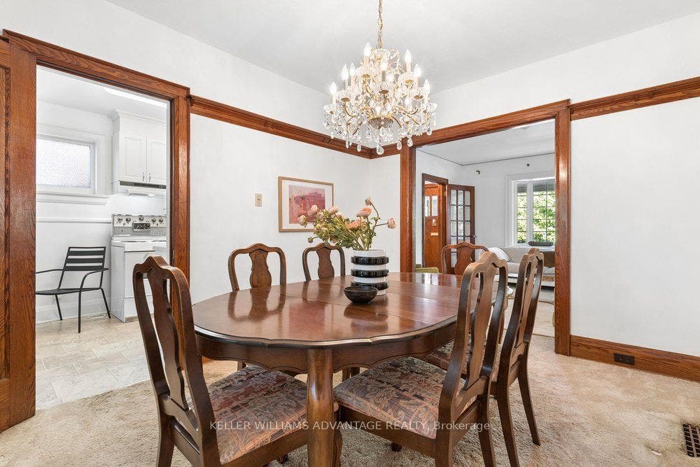 55 Snowdon Avenue, Toronto C, Toronto ON M4N 2A7