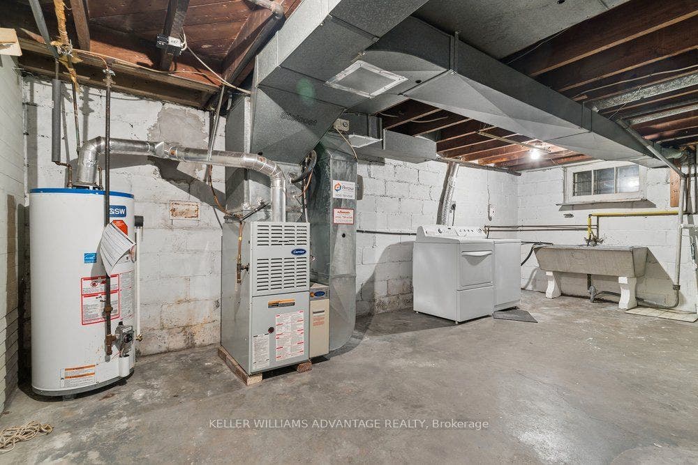 55 Snowdon Avenue, Toronto C, Toronto ON M4N 2A7