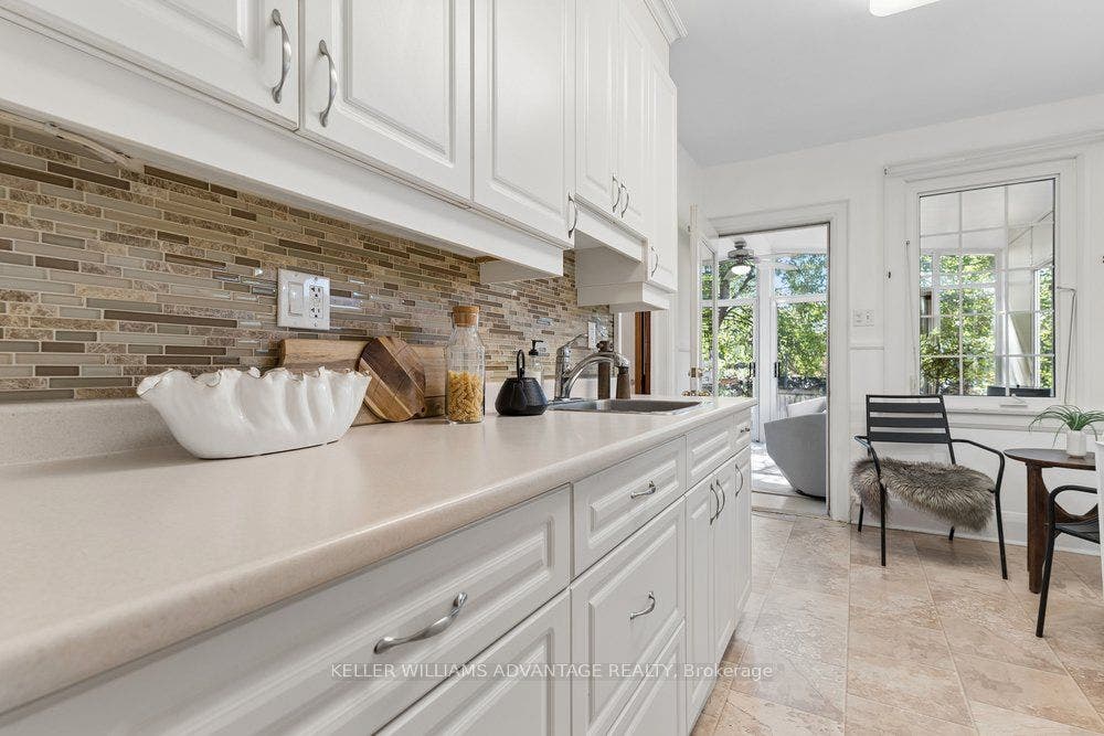 55 Snowdon Avenue, Toronto C, Toronto ON M4N 2A7