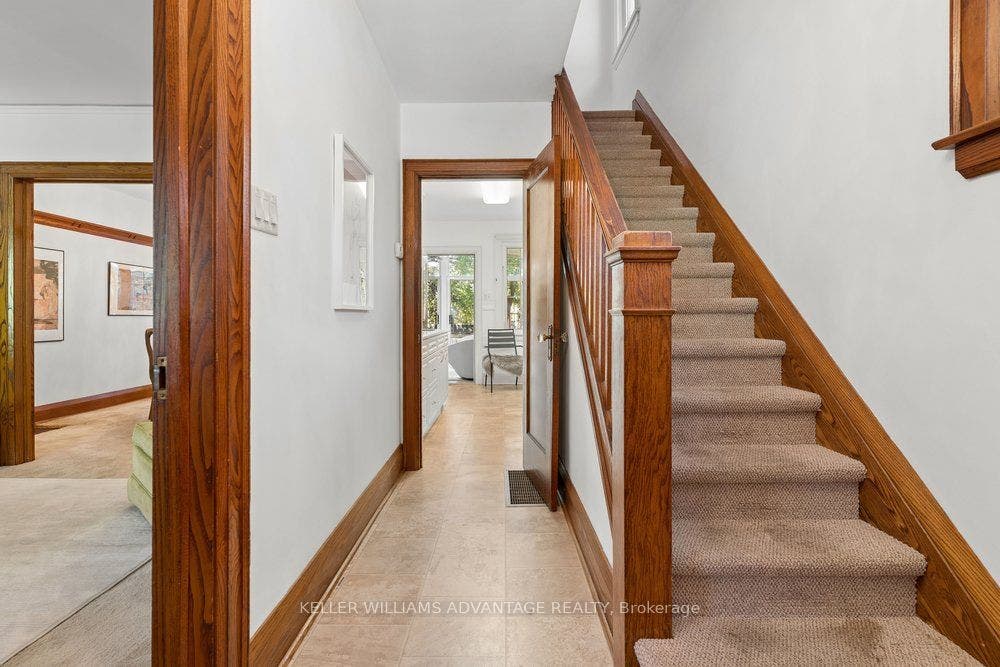 55 Snowdon Avenue, Toronto C, Toronto ON M4N 2A7