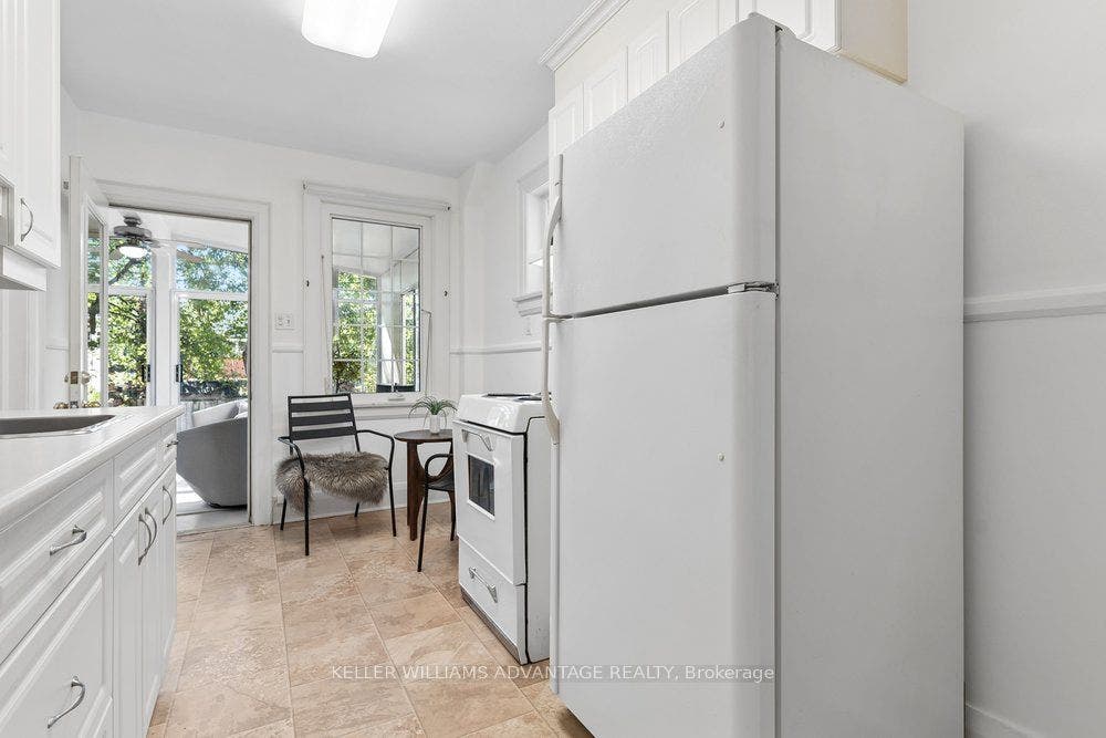 55 Snowdon Avenue, Toronto C, Toronto ON M4N 2A7