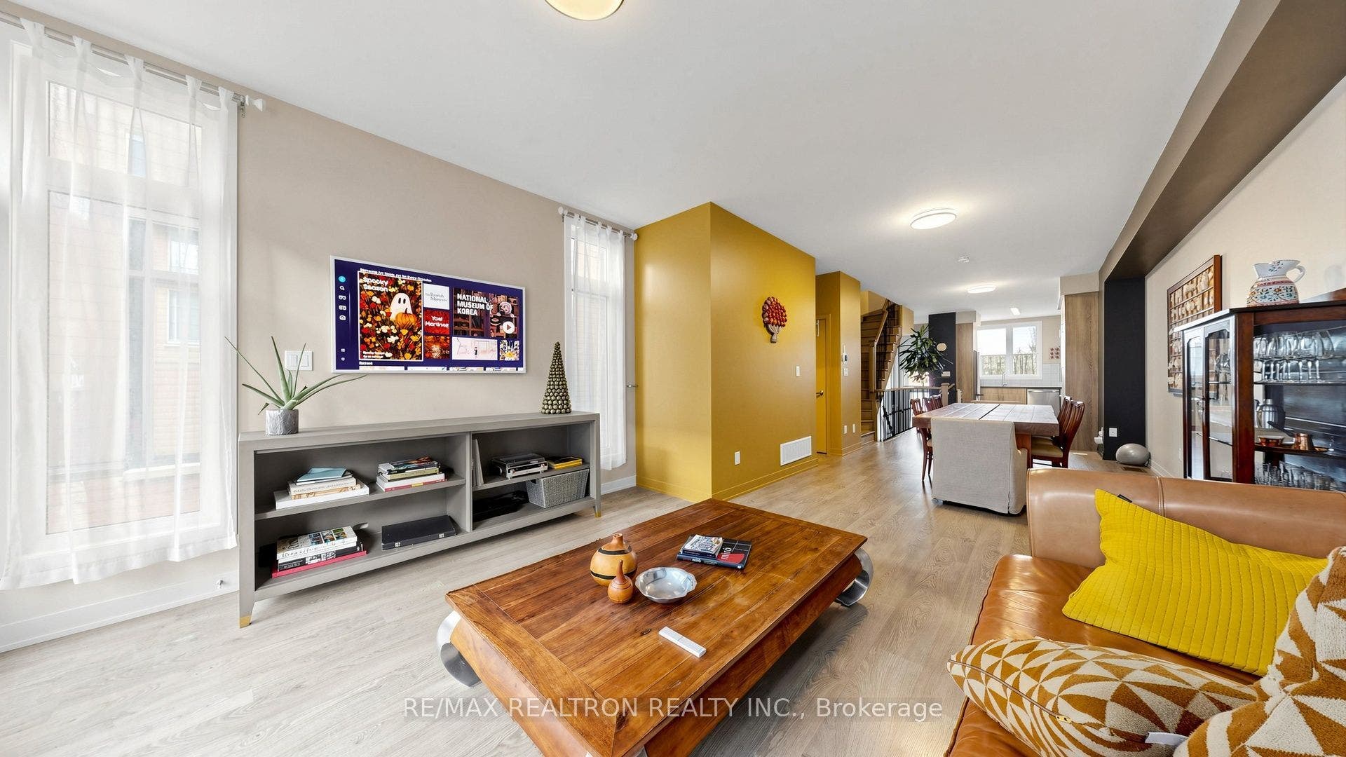 48 Hooyo Terrace, Toronto C, Toronto ON M6A 0E2