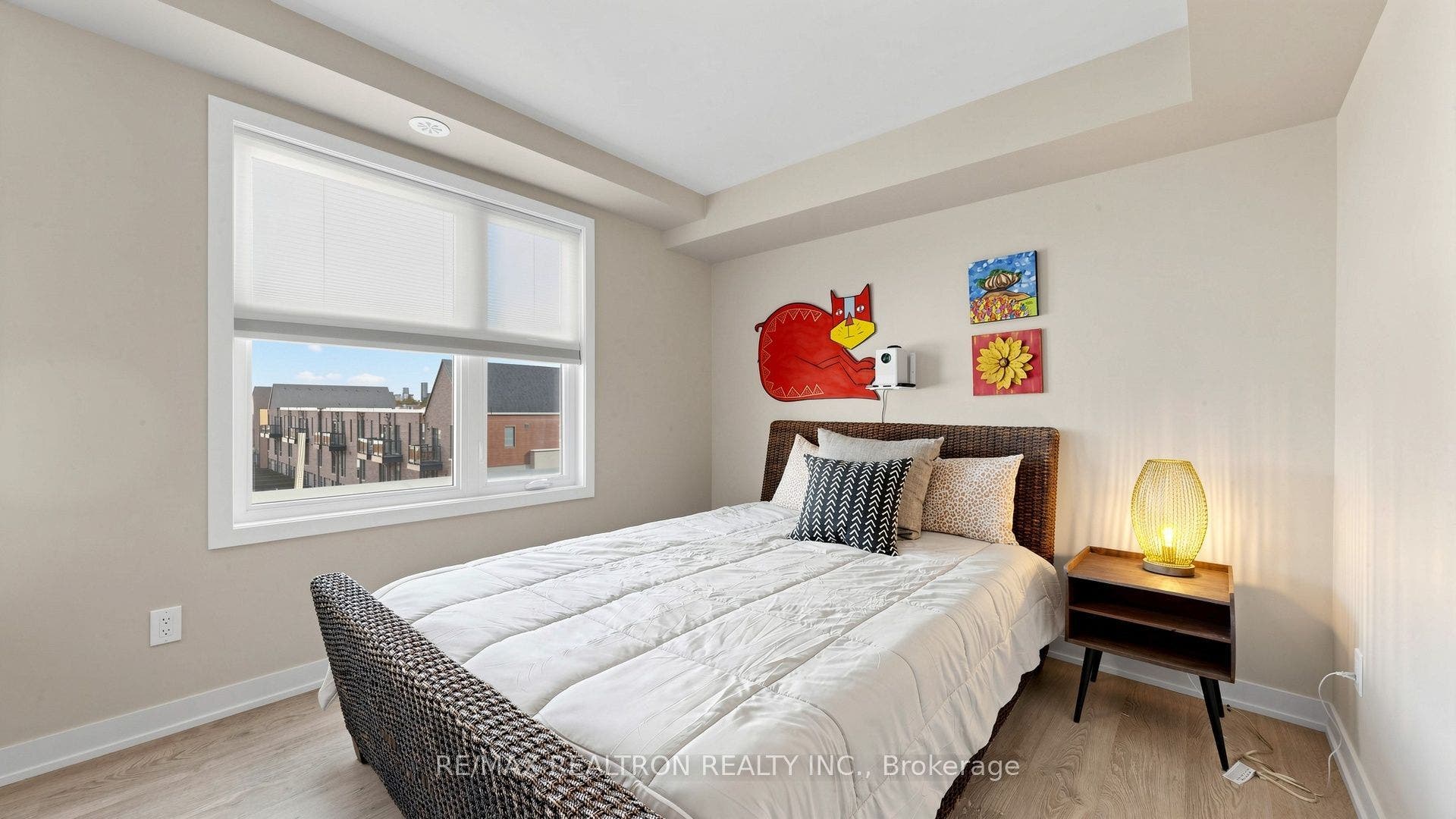 48 Hooyo Terrace, Toronto C, Toronto ON M6A 0E2