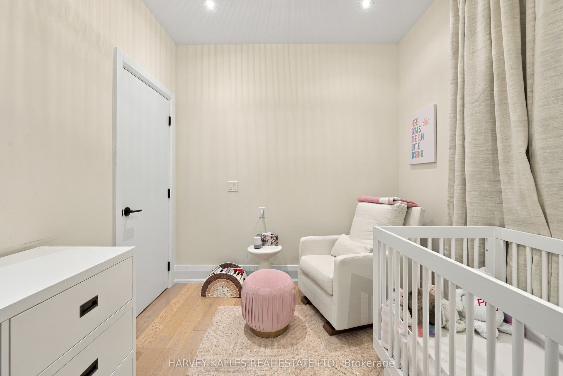 57 Roseneath Gardens, Toronto C, Toronto ON M6C 3X5