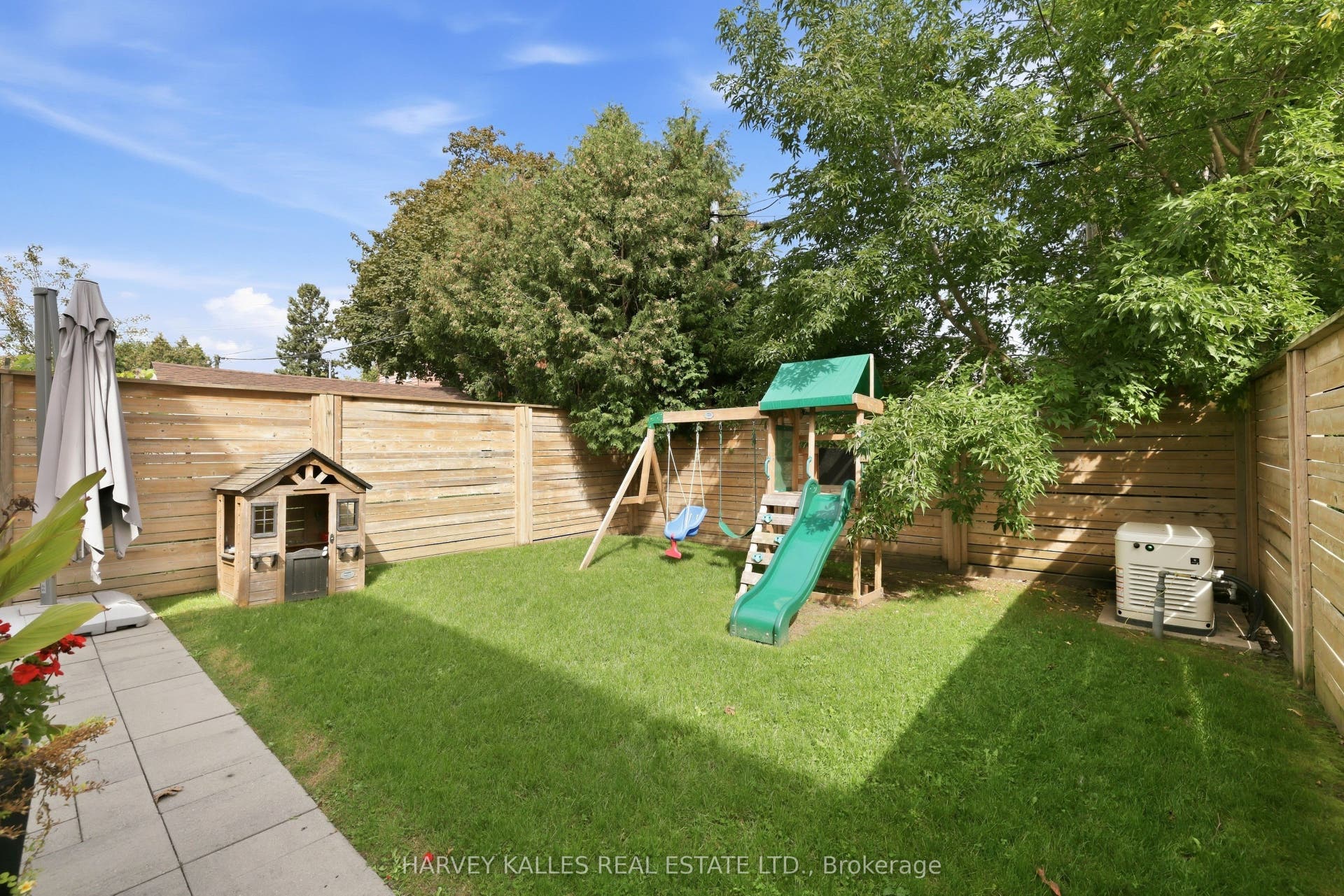 57 Roseneath Gardens, Toronto C, Toronto ON M6C 3X5