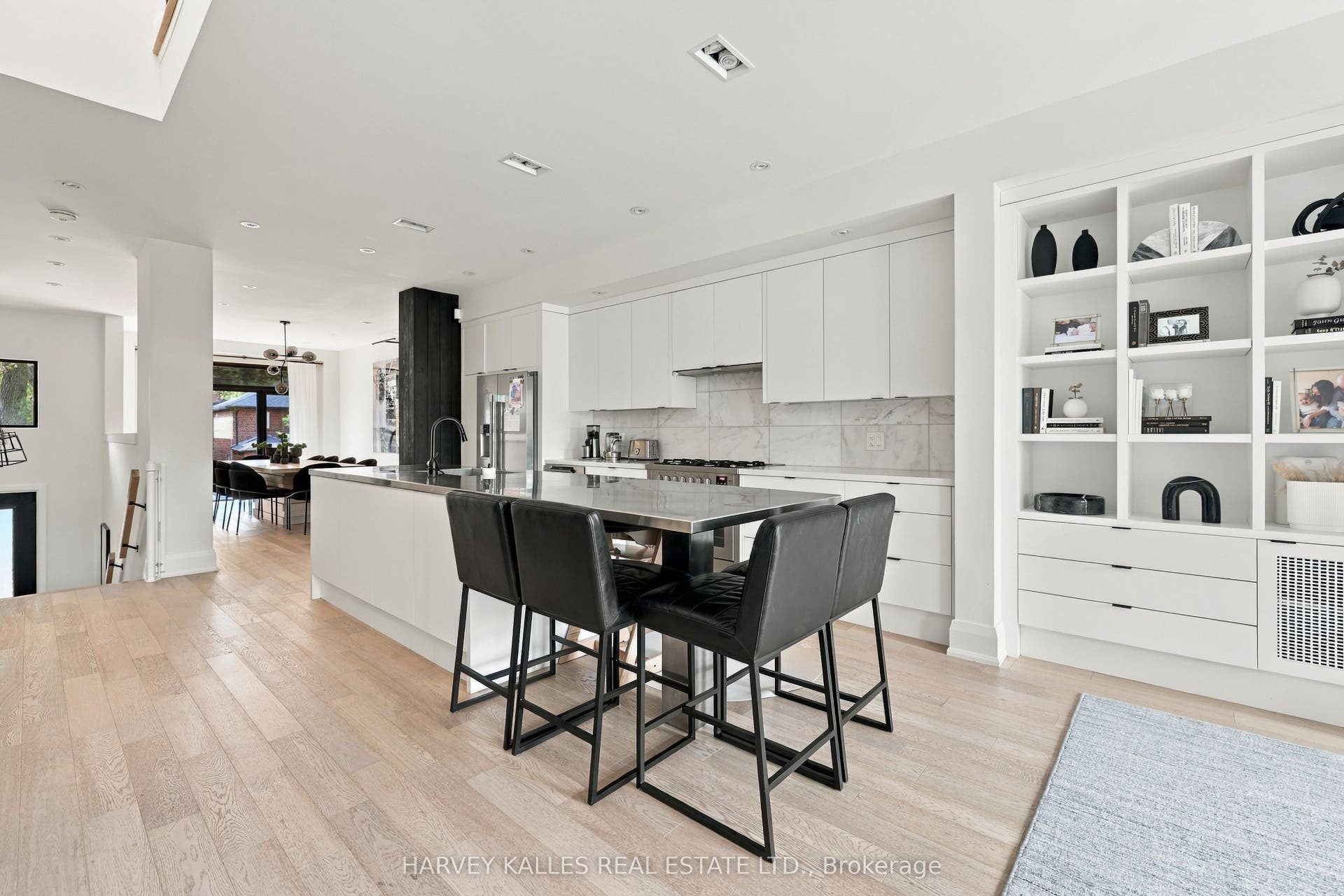 57 Roseneath Gardens, Toronto C, Toronto ON M6C 3X5