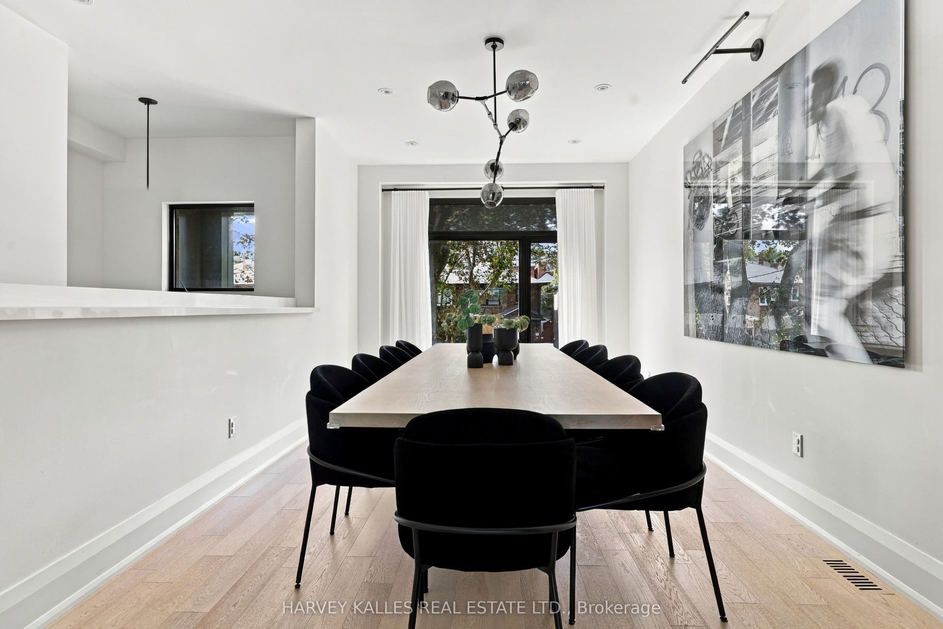 57 Roseneath Gardens, Toronto C, Toronto ON M6C 3X5