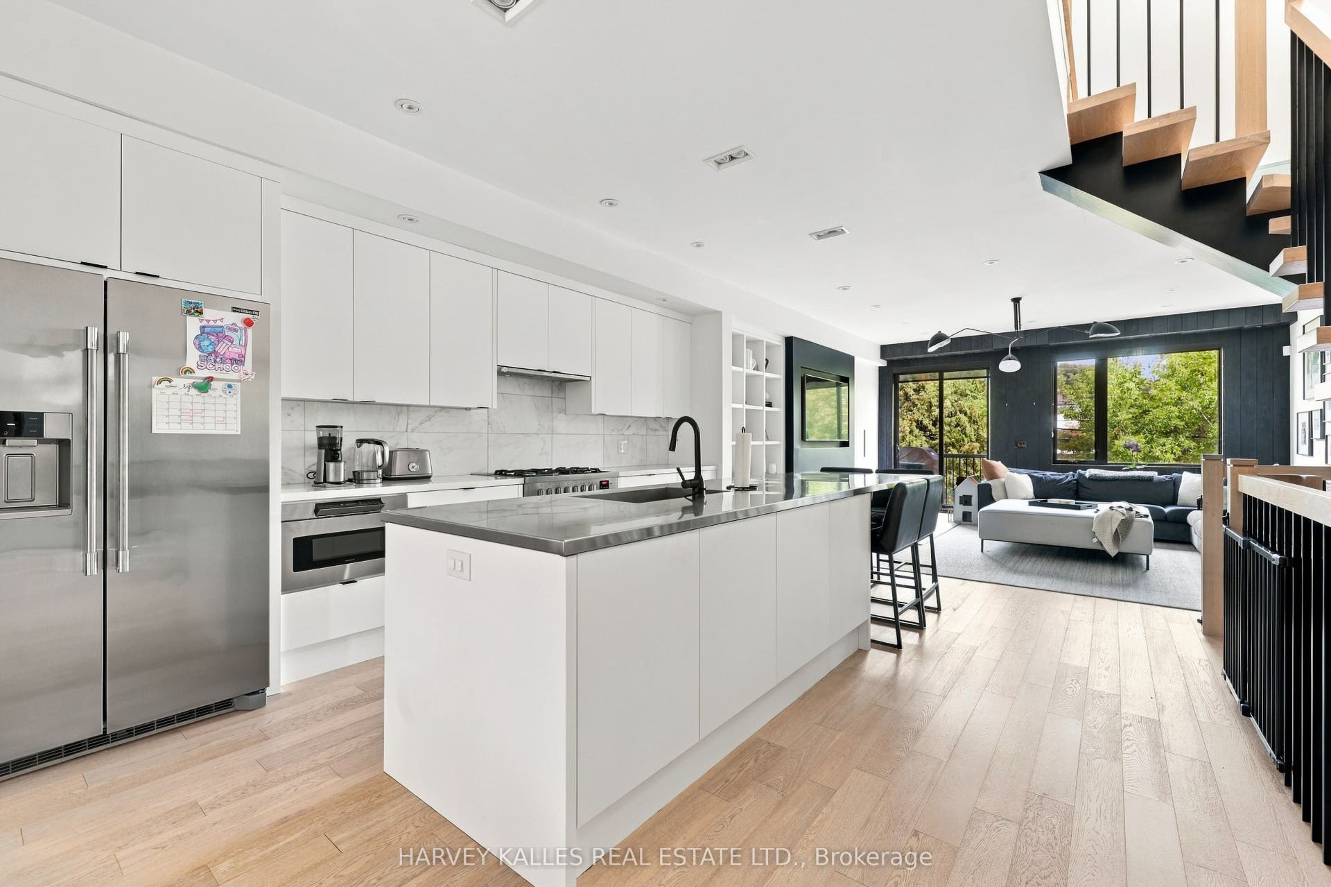 57 Roseneath Gardens, Toronto C, Toronto ON M6C 3X5