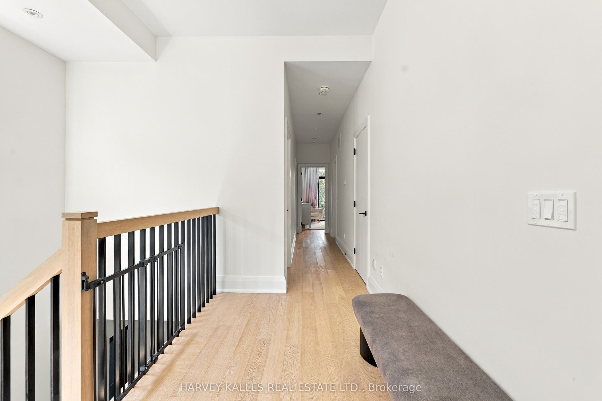 57 Roseneath Gardens, Toronto C, Toronto ON M6C 3X5