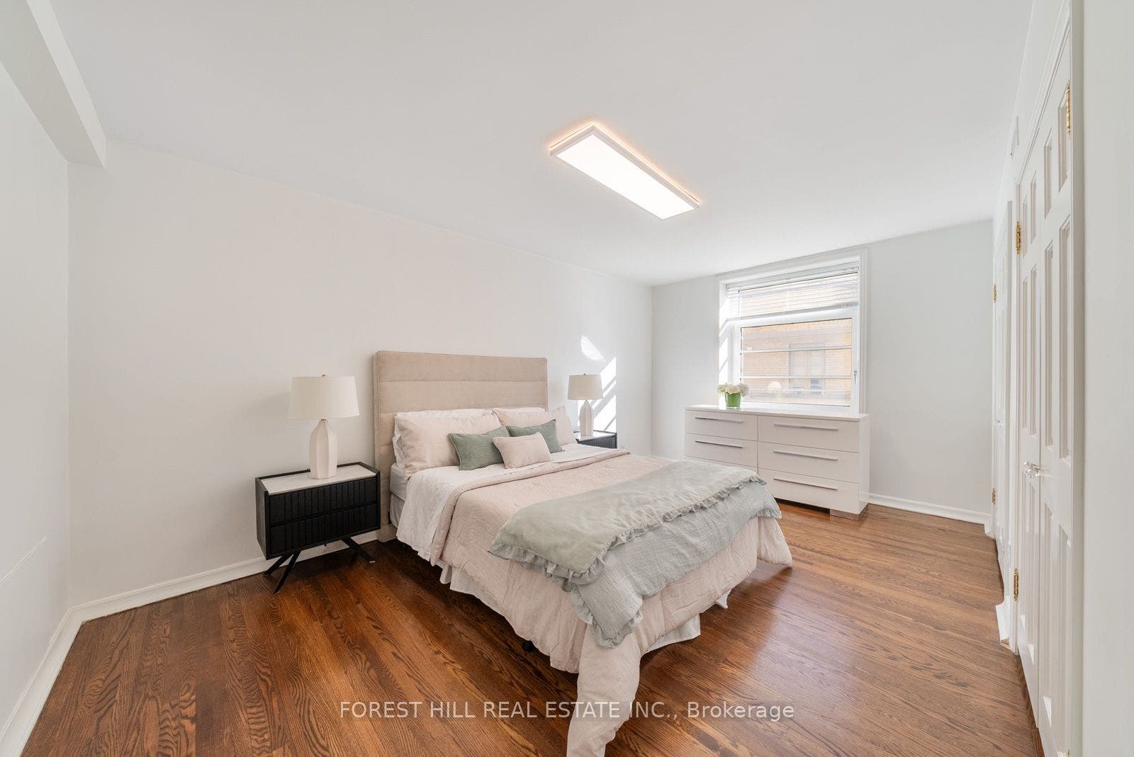 717 Eglinton Avenue W, #301, Toronto C03, Toronto C, Toronto ON M5N 1C9
