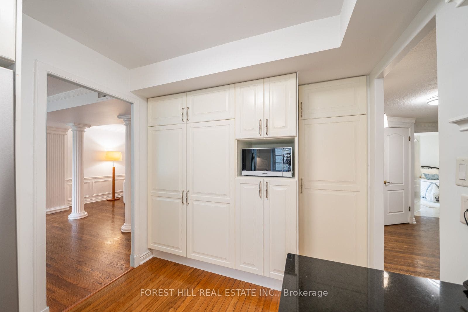 717 Eglinton Avenue W, #301, Toronto C03, Toronto C, Toronto ON M5N 1C9