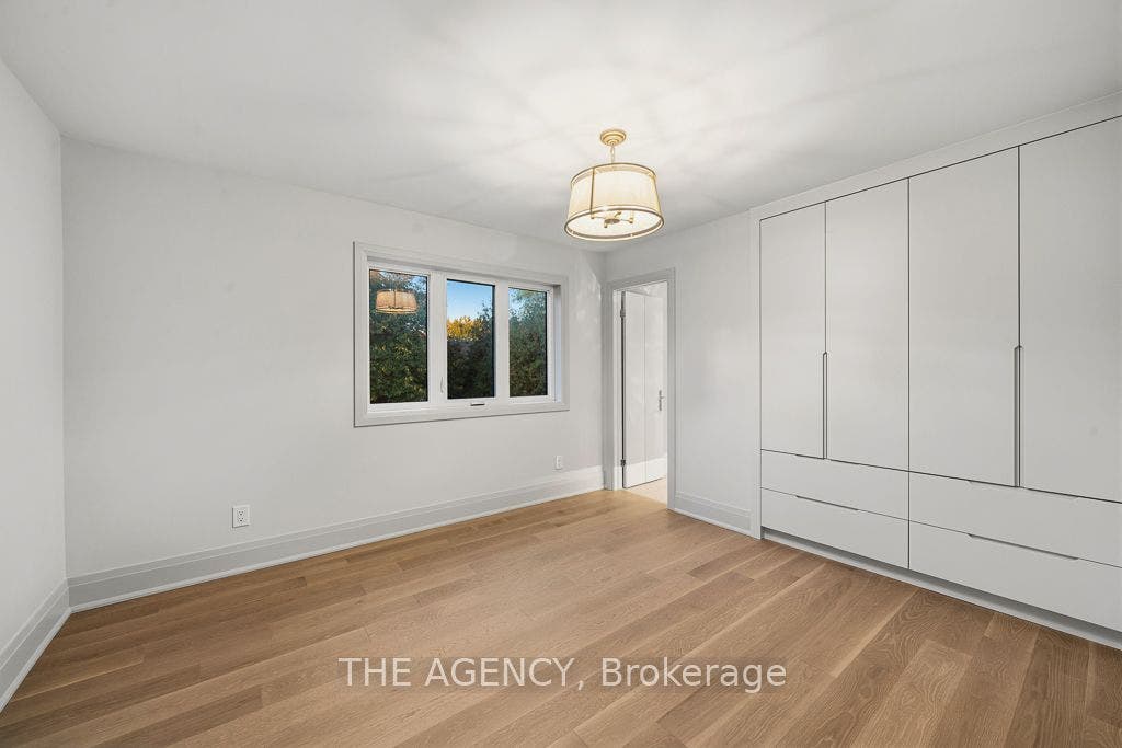 72 Lord Seaton Road, Toronto C, Toronto ON M2P 1K5