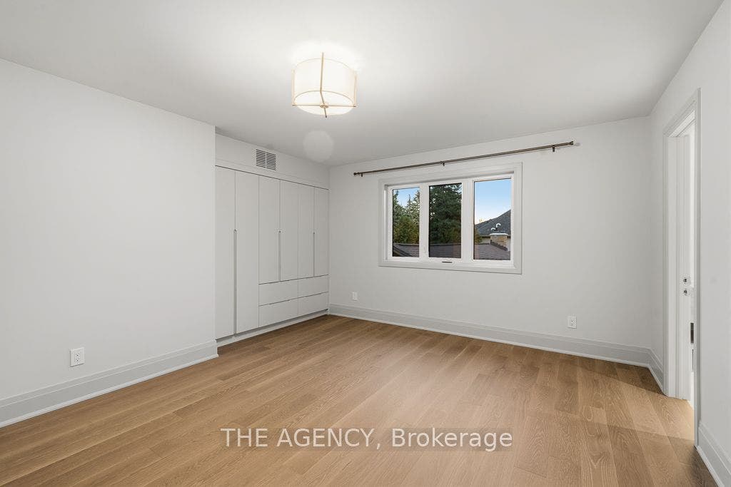 72 Lord Seaton Road, Toronto C, Toronto ON M2P 1K5