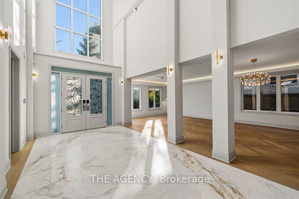 72 Lord Seaton Road, Toronto C, Toronto ON M2P 1K5