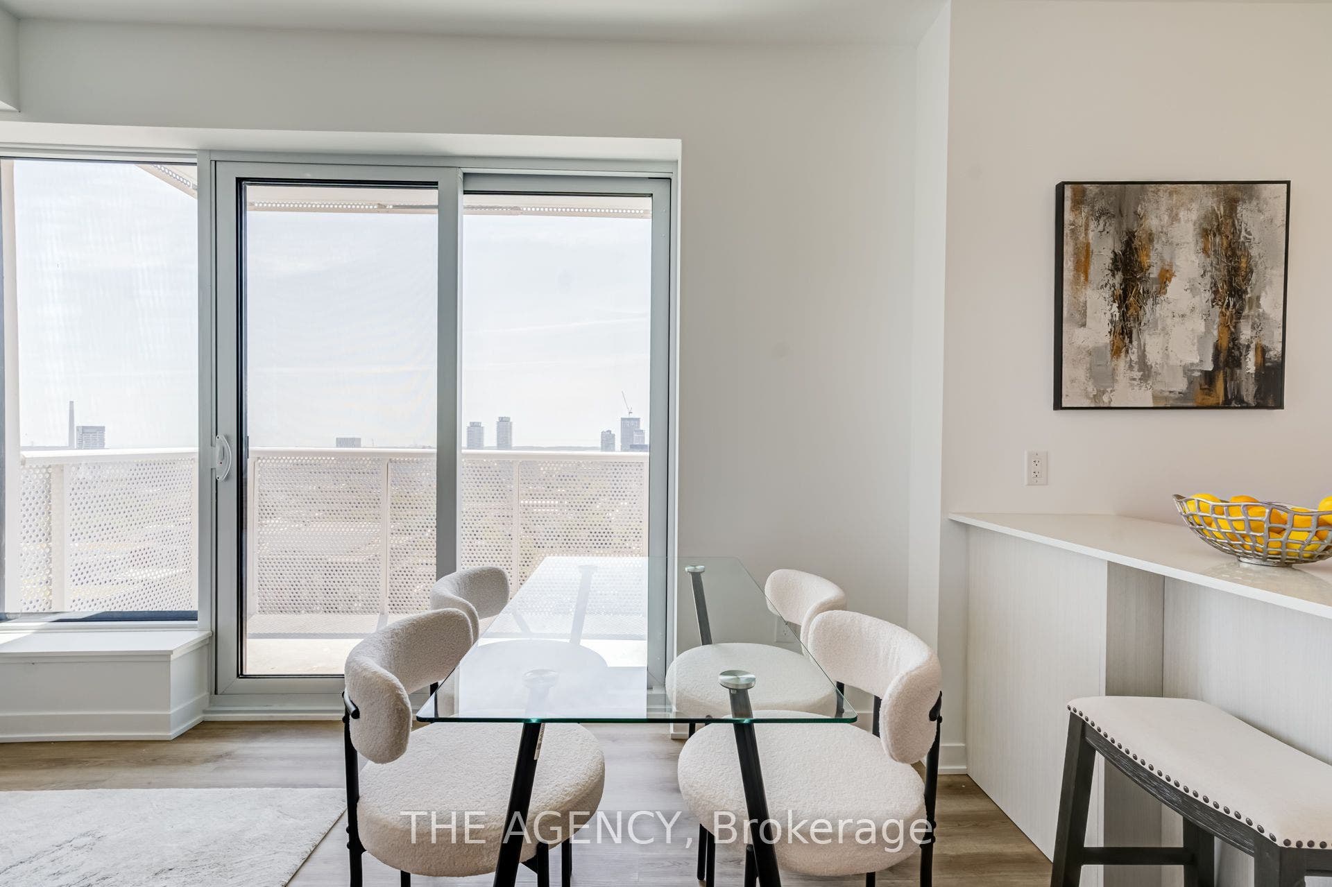 10 Oak Street, #2403, Toronto C, Toronto ON M5A 0Z1 10 Oak Street, #2403, Toronto C, Toronto ON M5A 0Z1