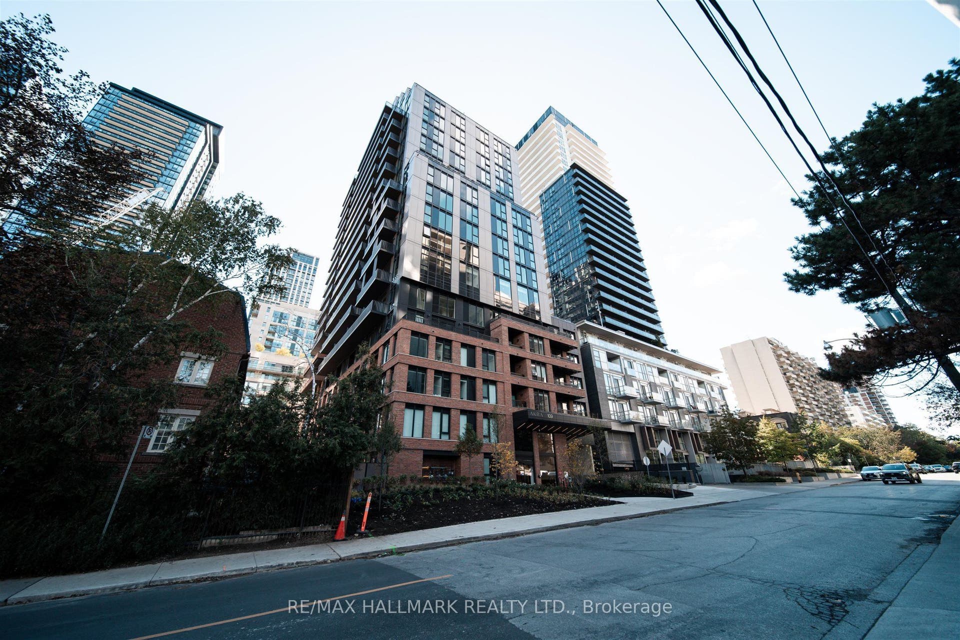 109 Erskine Avenue, #1109, Toronto C, Toronto ON M4P 0G8 109 Erskine Avenue, #1109, Toronto C, Toronto ON M4P 0G8