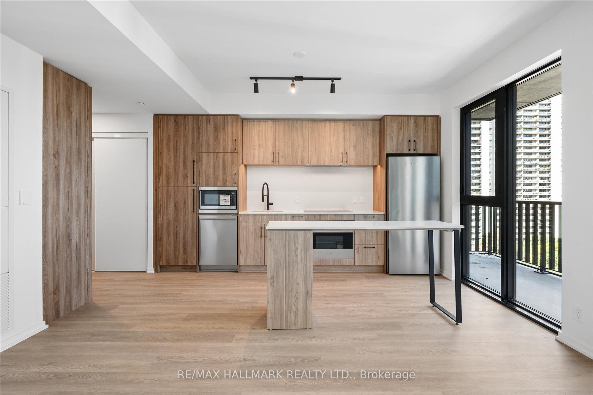 109 Erskine Avenue, #1109, Toronto C, Toronto ON M4P 0G8 109 Erskine Avenue, #1109, Toronto C, Toronto ON M4P 0G8
