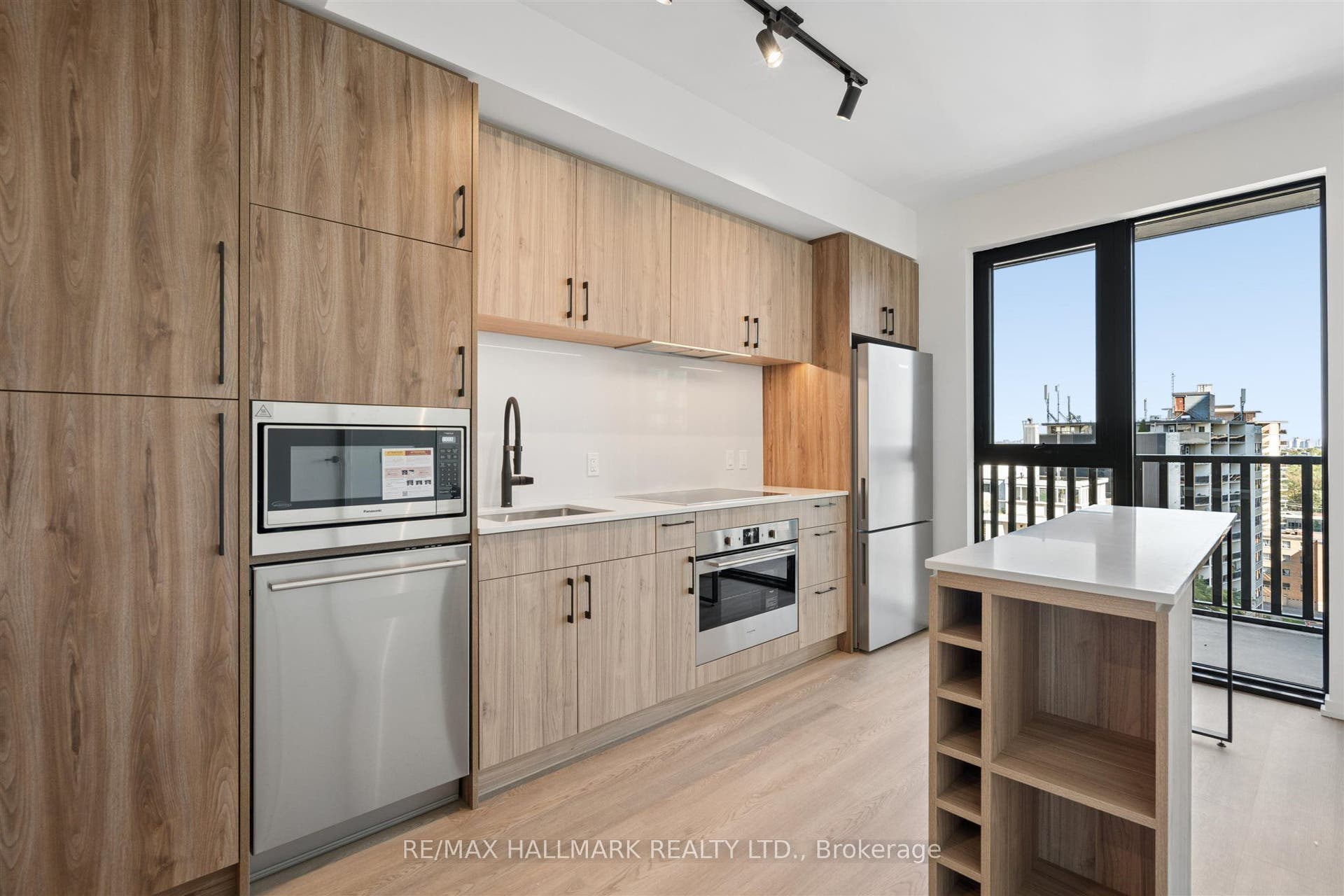109 Erskine Avenue, #1109, Toronto C, Toronto ON M4P 0G8 109 Erskine Avenue, #1109, Toronto C, Toronto ON M4P 0G8