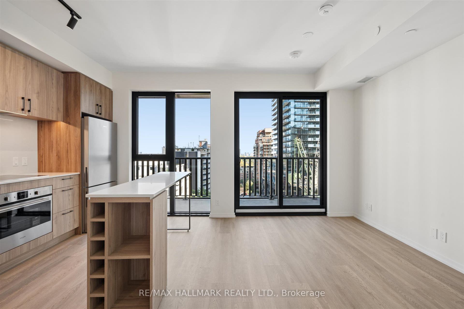 109 Erskine Avenue, #1109, Toronto C, Toronto ON M4P 0G8 109 Erskine Avenue, #1109, Toronto C, Toronto ON M4P 0G8