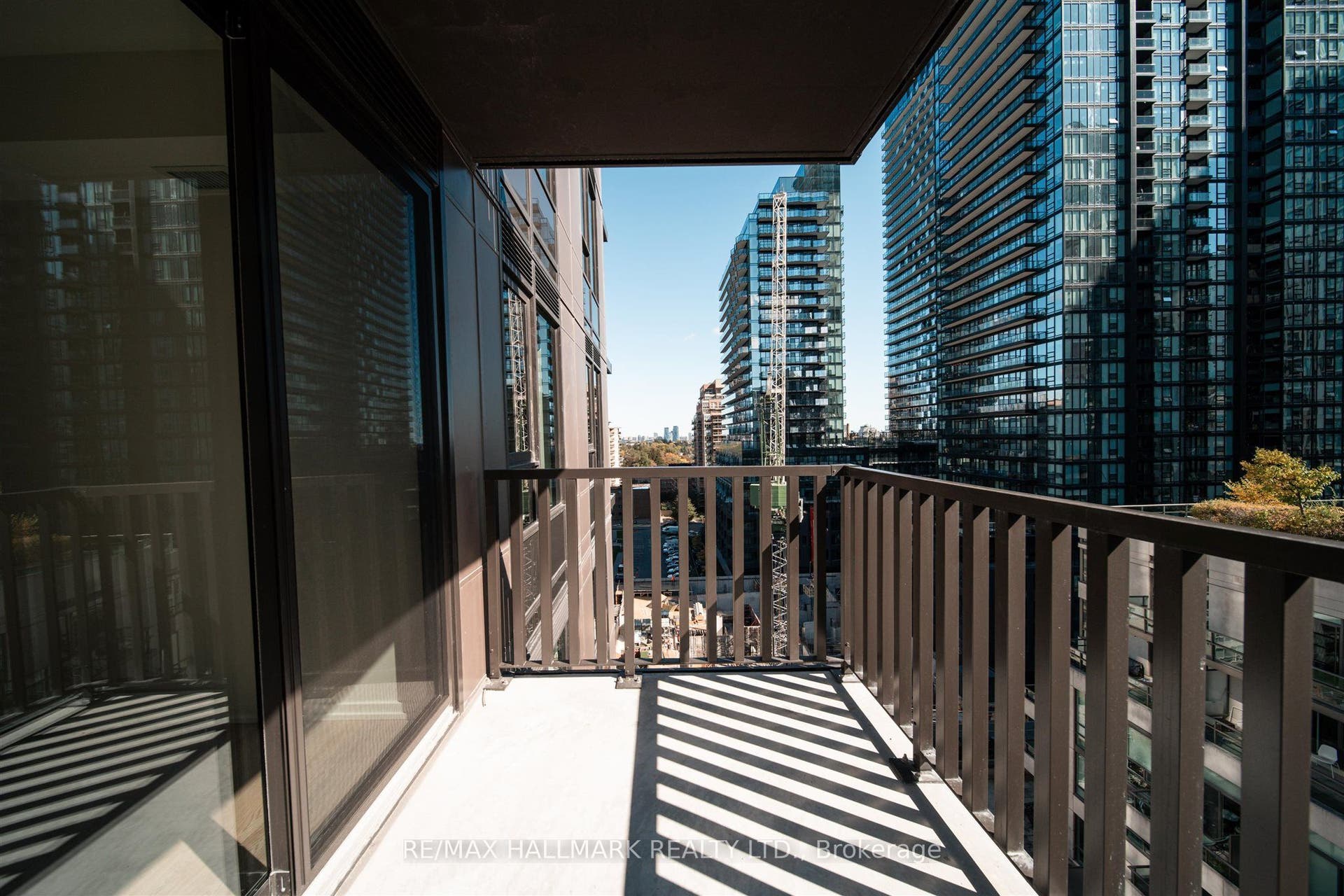 109 Erskine Avenue, #1109, Toronto C, Toronto ON M4P 0G8 109 Erskine Avenue, #1109, Toronto C, Toronto ON M4P 0G8