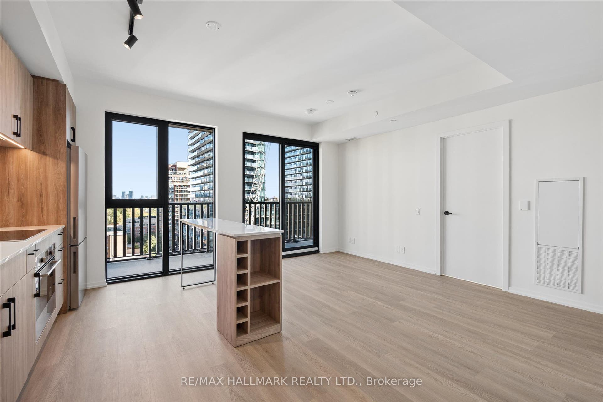 109 Erskine Avenue, #1109, Toronto C, Toronto ON M4P 0G8 109 Erskine Avenue, #1109, Toronto C, Toronto ON M4P 0G8