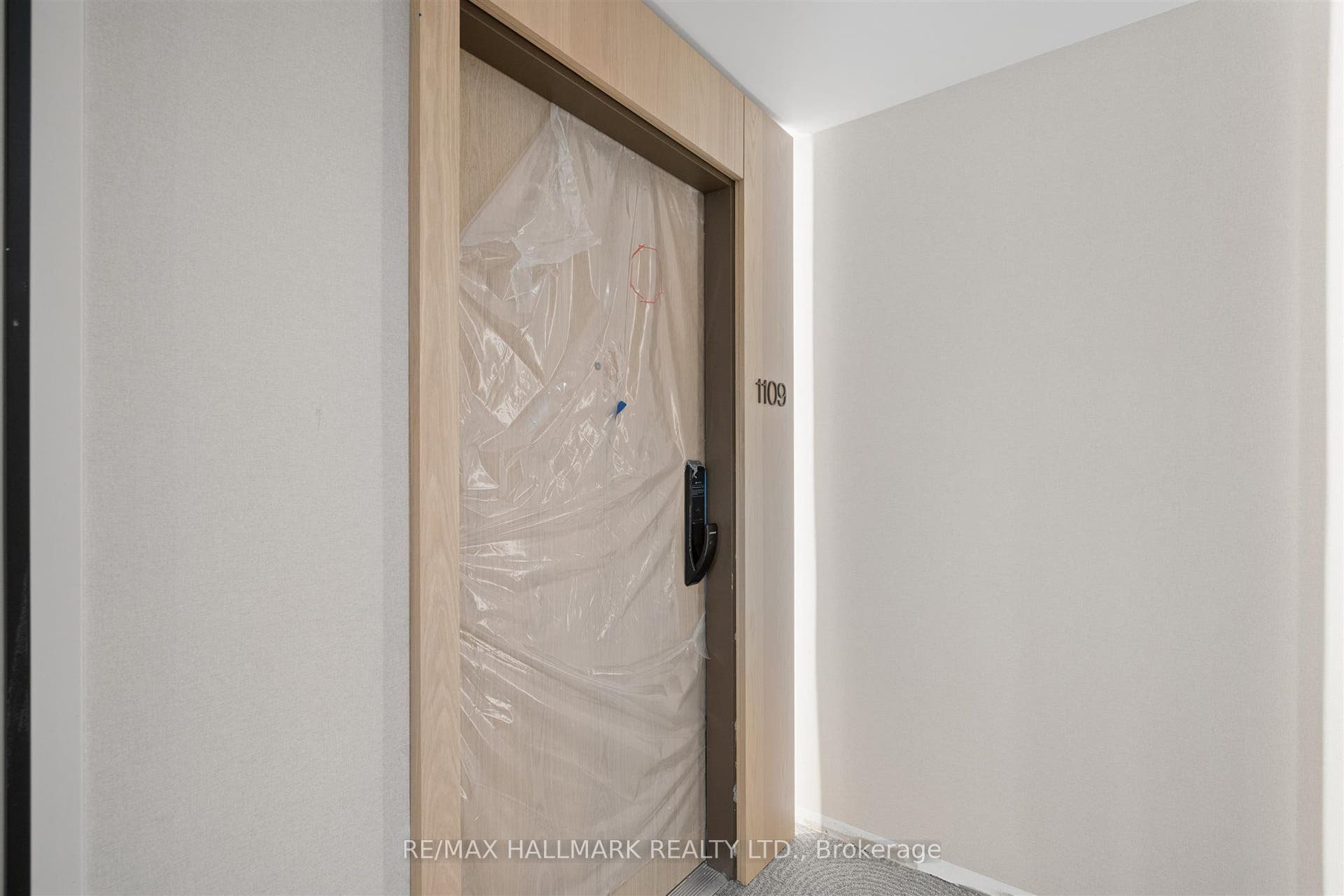 109 Erskine Avenue, #1109, Toronto C, Toronto ON M4P 0G8 109 Erskine Avenue, #1109, Toronto C, Toronto ON M4P 0G8
