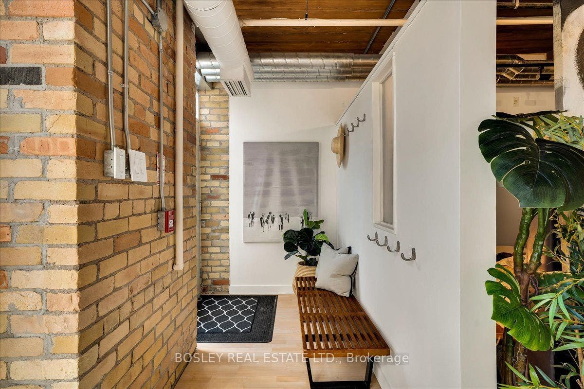 955 Queen Street W, #116, Toronto C, Toronto ON M6J 3X5