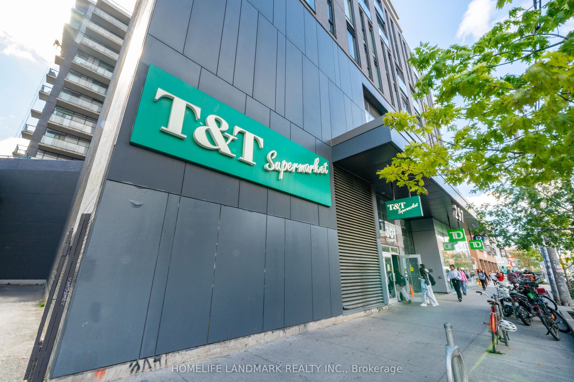 297 College Street, #705, Toronto C01, Toronto C, Toronto ON M5T 0C2 297 College Street, #705, Toronto C01, Toronto C, Toronto ON M5T 0C2