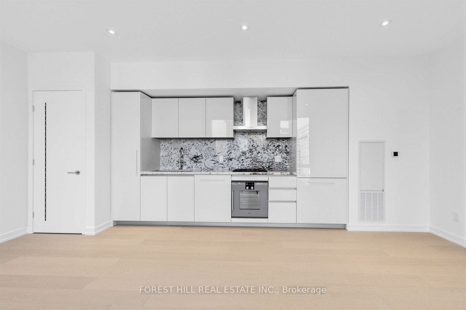 1315 Bay Street, #701, Toronto C, Toronto ON M5R 2C4