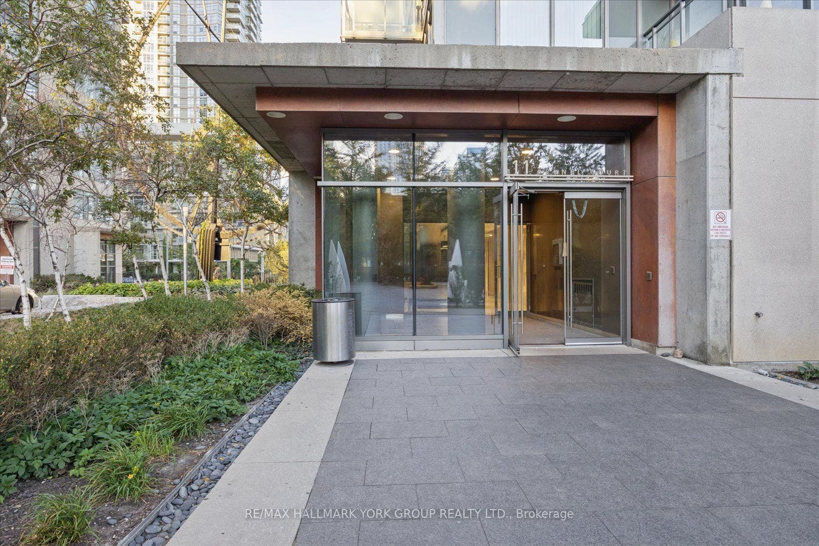 11 Brunel Court, #1612, Toronto C, Toronto ON M5V 3Y3 11 Brunel Court, #1612, Toronto C, Toronto ON M5V 3Y3