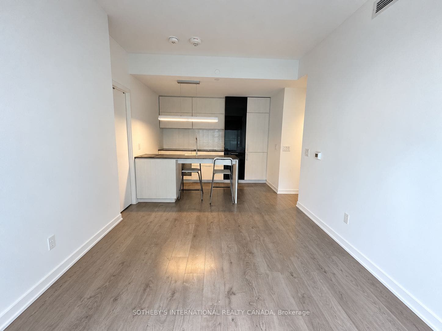 20 Richardson Street, #816, Toronto C, Toronto ON M5A 0S6 Virtually Staged