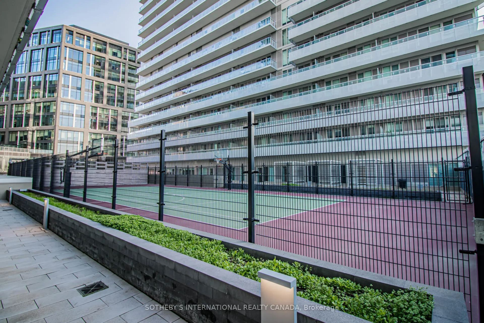 20 Richardson Street, #816, Toronto C, Toronto ON M5A 0S6 20 Richardson Street, #816, Toronto C, Toronto ON M5A 0S6