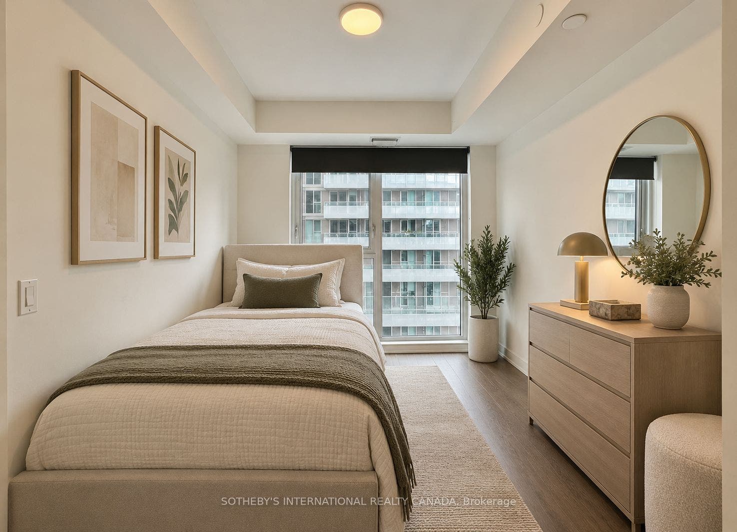 20 Richardson Street, #816, Toronto C, Toronto ON M5A 0S6 Virtually Staged