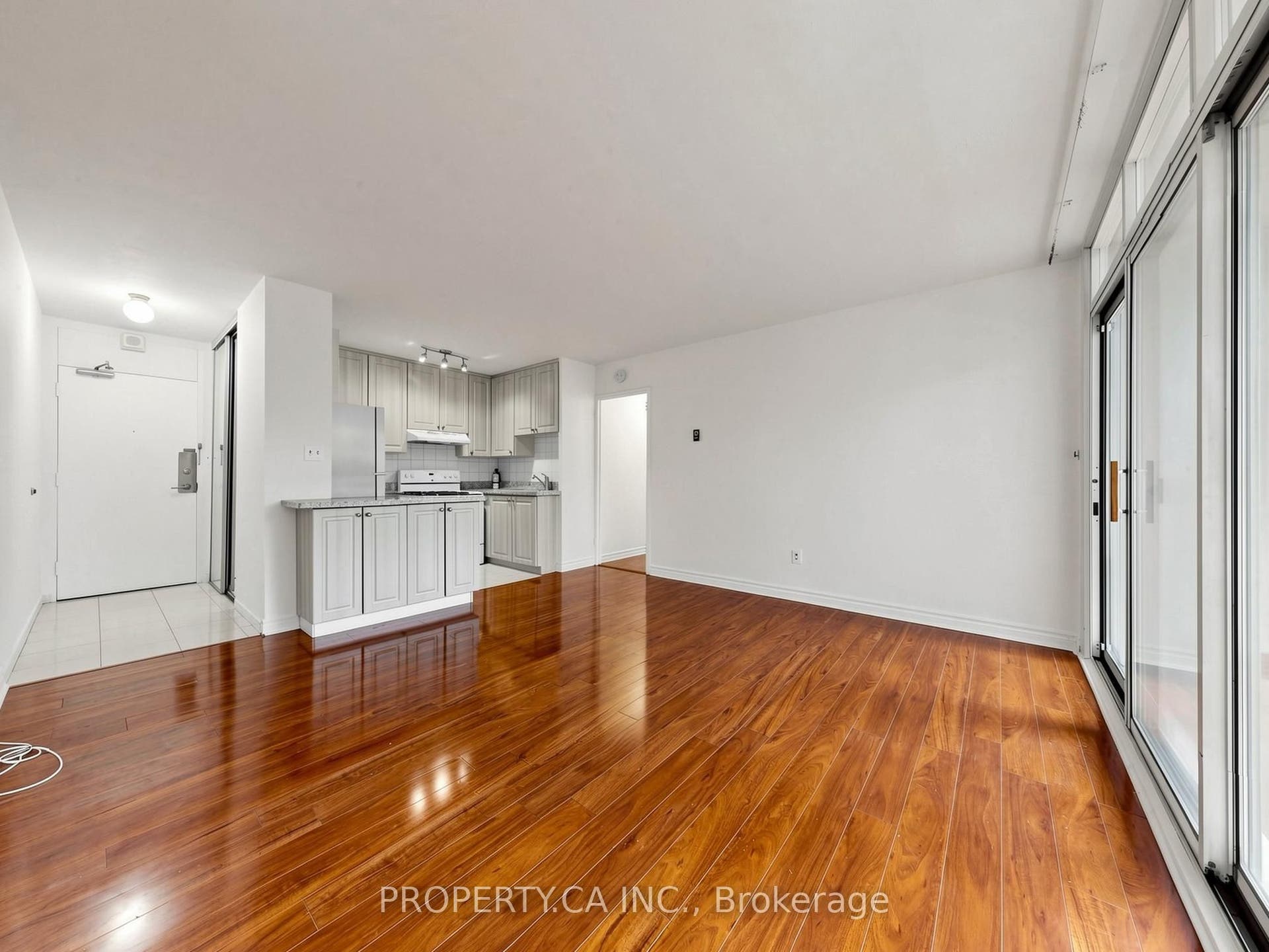 40 Homewood Avenue, #316, Toronto C, Toronto ON M4Y 2K2 40 Homewood Avenue, #316, Toronto C, Toronto ON M4Y 2K2