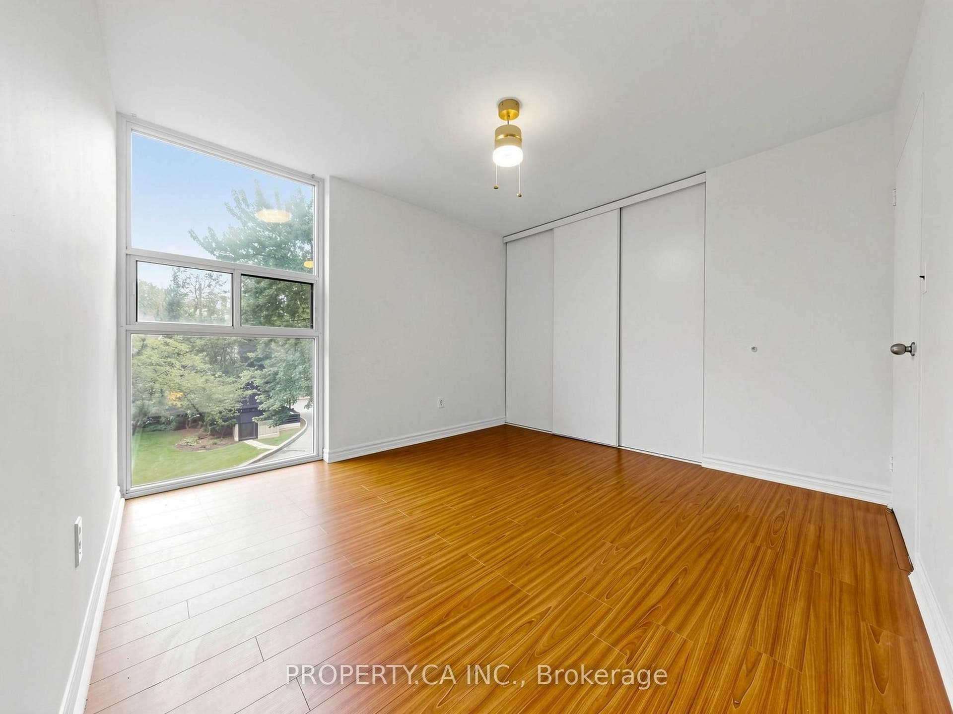 40 Homewood Avenue, #316, Toronto C, Toronto ON M4Y 2K2 40 Homewood Avenue, #316, Toronto C, Toronto ON M4Y 2K2