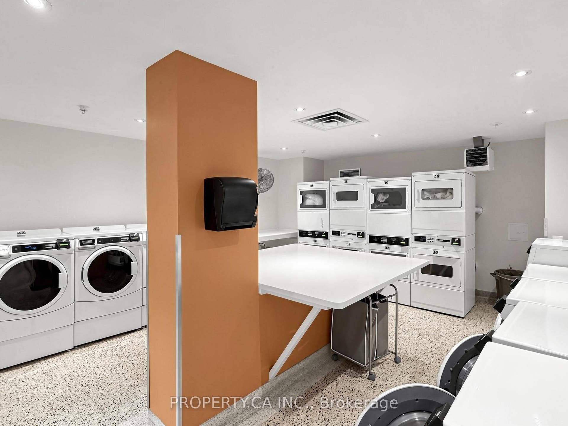 40 Homewood Avenue, #316, Toronto C, Toronto ON M4Y 2K2 40 Homewood Avenue, #316, Toronto C, Toronto ON M4Y 2K2
