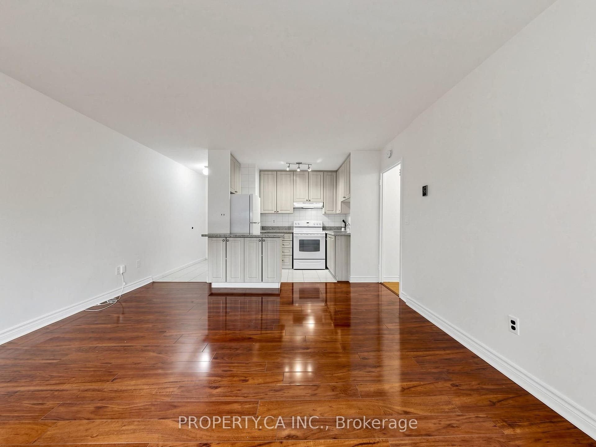 40 Homewood Avenue, #316, Toronto C, Toronto ON M4Y 2K2 40 Homewood Avenue, #316, Toronto C, Toronto ON M4Y 2K2