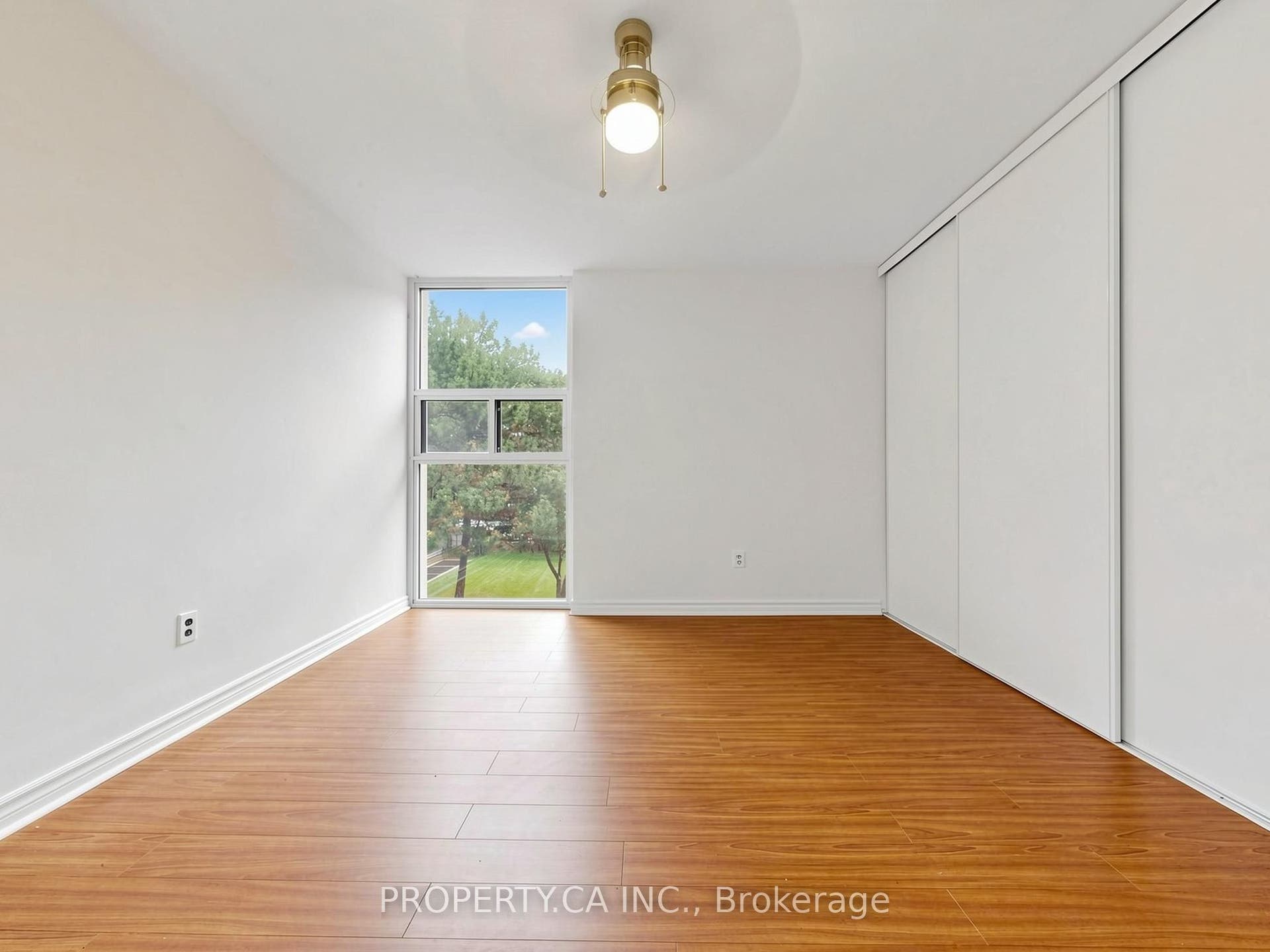 40 Homewood Avenue, #316, Toronto C, Toronto ON M4Y 2K2 40 Homewood Avenue, #316, Toronto C, Toronto ON M4Y 2K2