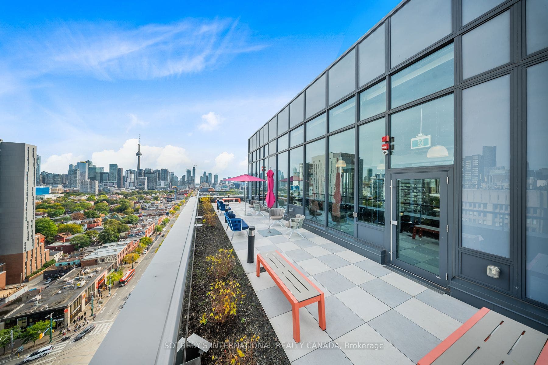484 Spadina Avenue, #404, Toronto C, Toronto ON M5S 0E4 484 Spadina Avenue, #404, Toronto C, Toronto ON M5S 0E4