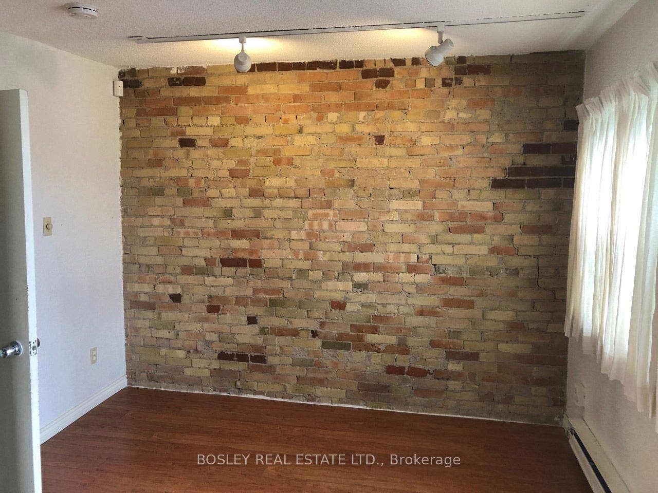 160 Davenport Road, #2nd Floor, Apt 2, Toronto C, Toronto ON M5R 1J2 160 Davenport Road, #2nd Floor, Apt 2, Toronto C, Toronto ON M5R 1J2
