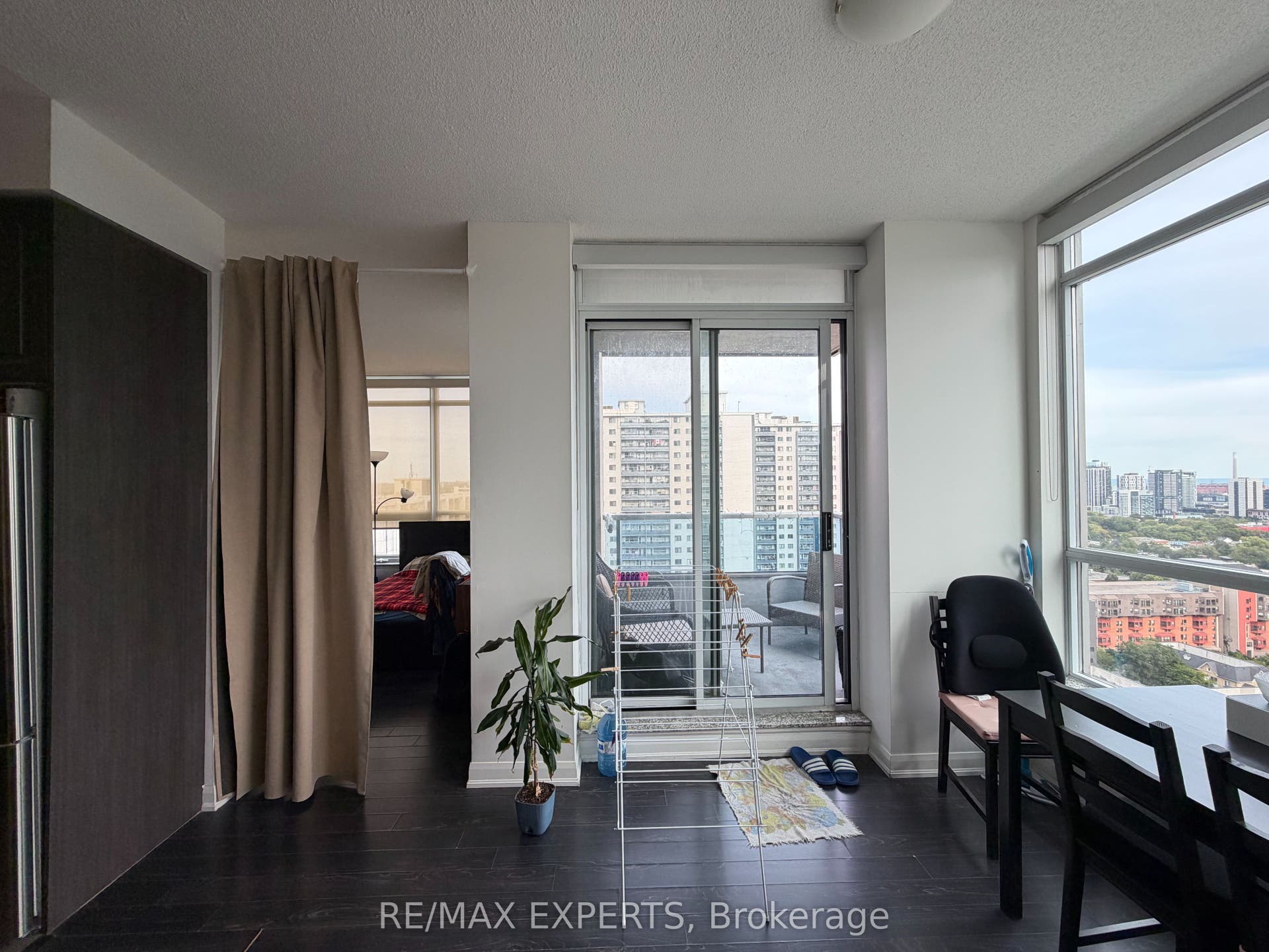 500 Sherbourne Street, #2004, Toronto C, Toronto ON M4X 1L1