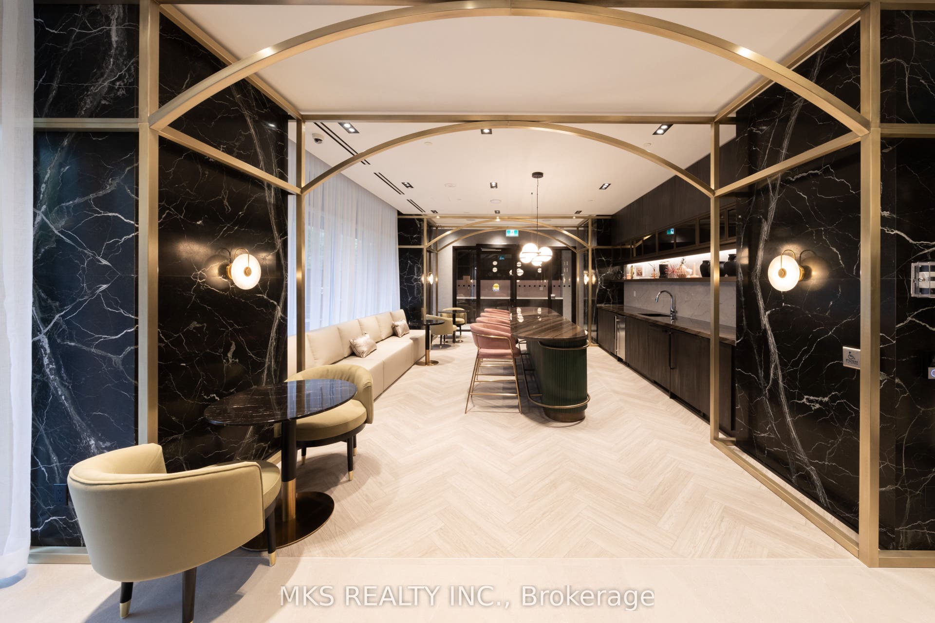 771 Yonge Street, #610, Toronto C, Toronto ON M4W 2G4